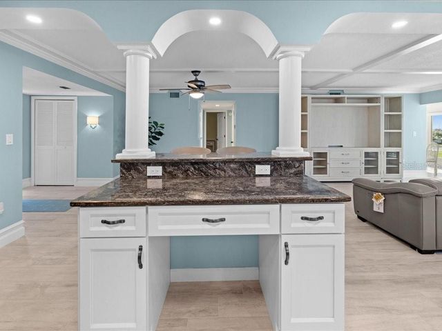 1 COLONY POINT DRIVE 1C, Punta Gorda, FL 33950