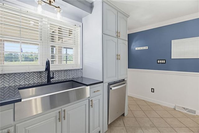 230 Hill Lane, Lexington, NC 27295