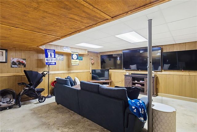 230 Hill Lane, Lexington, NC 27295
