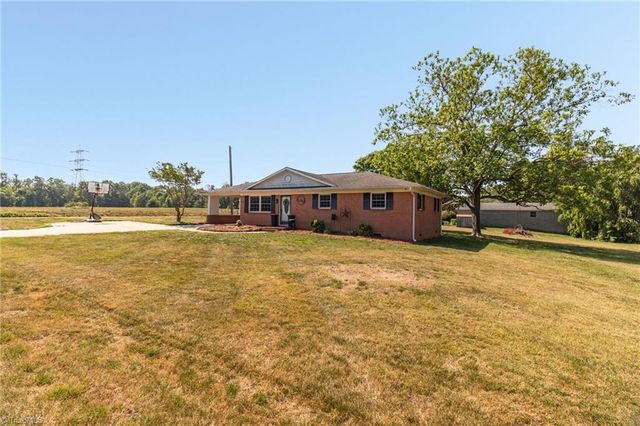 230 Hill Lane, Lexington, NC 27295