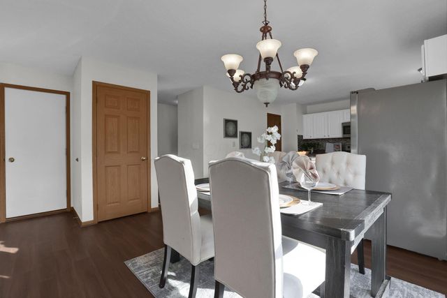 8569 Fernbrook Drive, Lewis Center, OH 43035