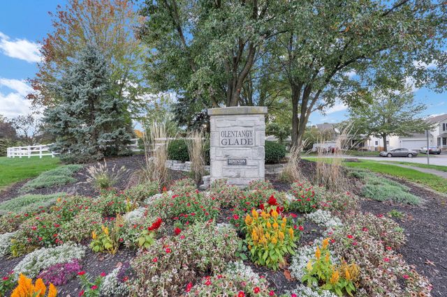 8569 Fernbrook Drive, Lewis Center, OH 43035