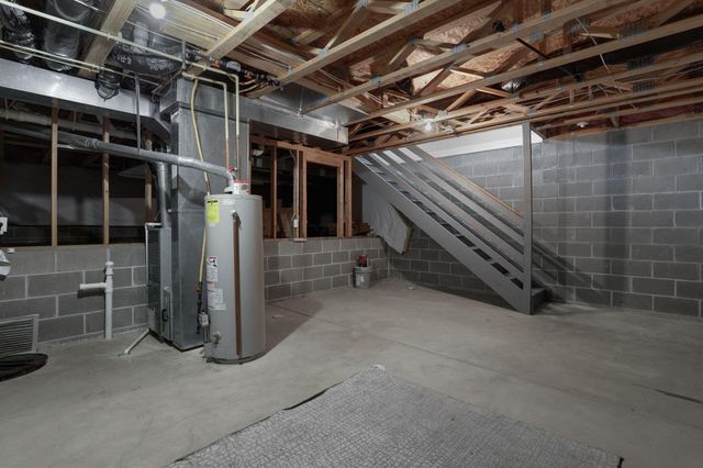 8569 Fernbrook Drive, Lewis Center, OH 43035