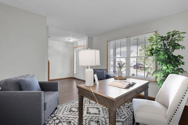 8569 Fernbrook Drive, Lewis Center, OH 43035