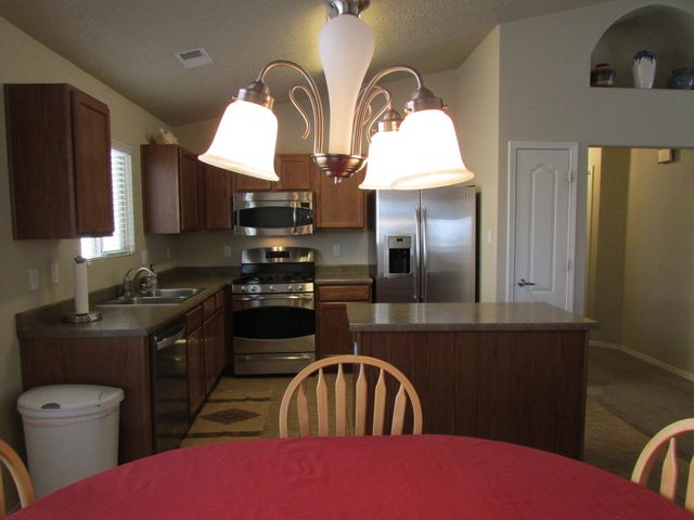 2843 VIOLETA Circle SE, Rio Rancho, NM 87124