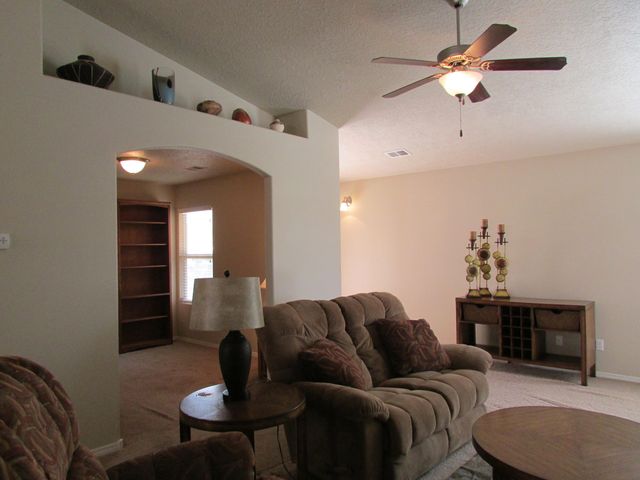 2843 VIOLETA Circle SE, Rio Rancho, NM 87124