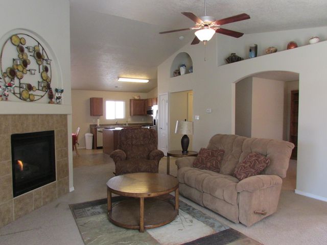 2843 VIOLETA Circle SE, Rio Rancho, NM 87124