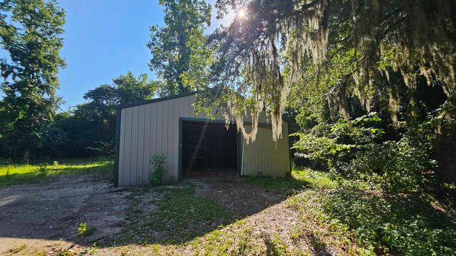 1032 Academy Dr., Conway, SC 29526