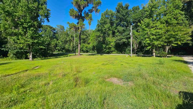 1032 Academy Dr., Conway, SC 29526