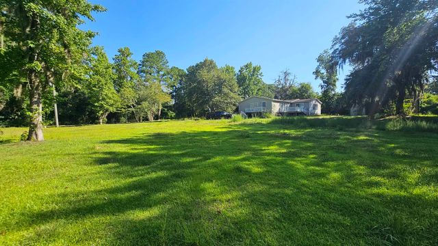 1032 Academy Dr., Conway, SC 29526