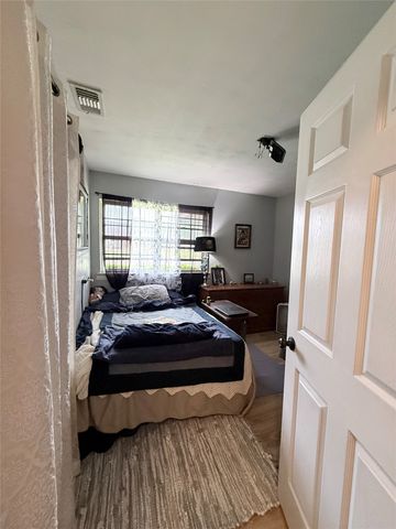 837 Hillside Drive, Sherman, TX 75090