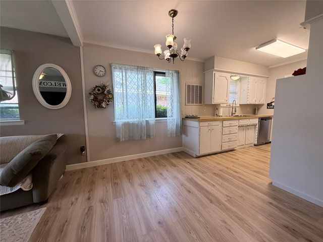 837 Hillside Drive, Sherman, TX 75090