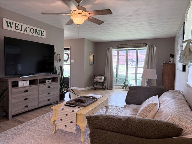 837 Hillside Drive, Sherman, TX 75090