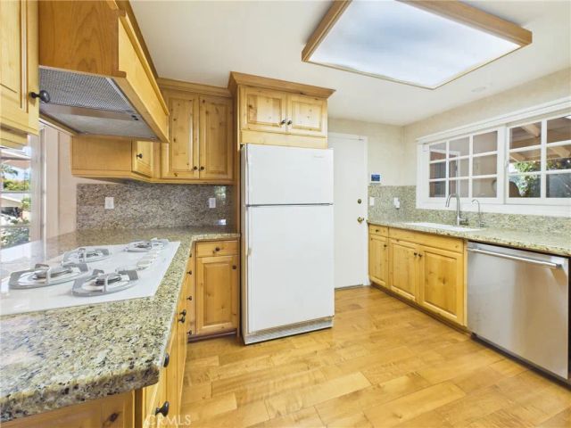 3032 N Fairbairn, Orange, CA 92865