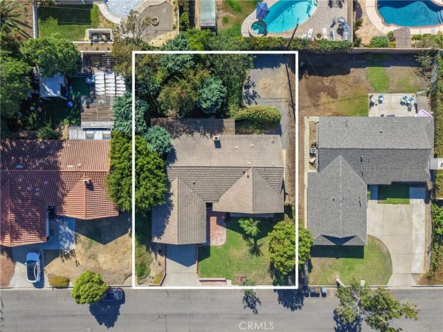 3032 N Fairbairn, Orange, CA 92865