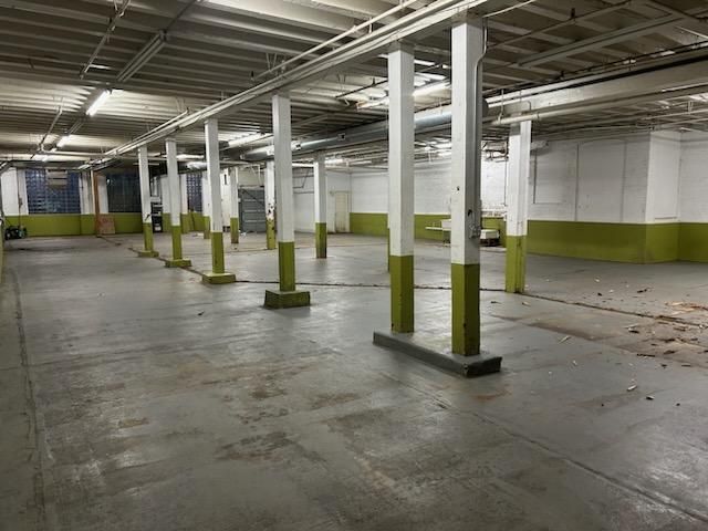 3735 W Belmont Avenue, Chicago, IL 60618