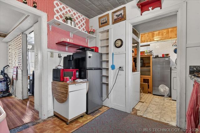 408 S Chickasaw Avenue, Bartlesville, OK 74003