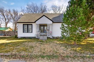 408 S Chickasaw Avenue, Bartlesville, OK 74003