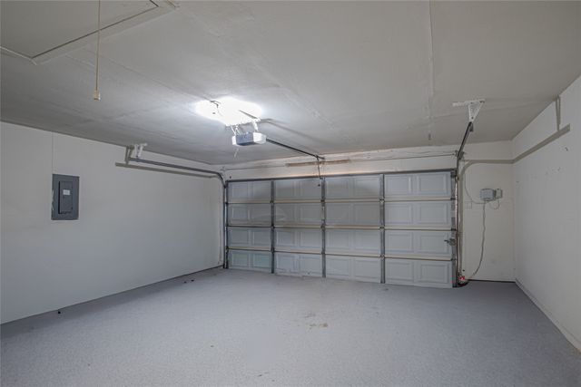 903 Village Green Drive, Rockwall, TX 75087