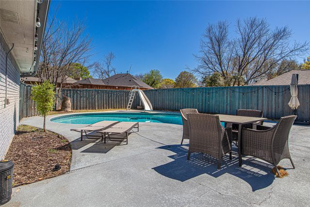 903 Village Green Drive, Rockwall, TX 75087