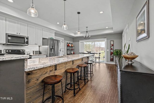 167 Ridgecrest Road, Jonesborough, TN 37659