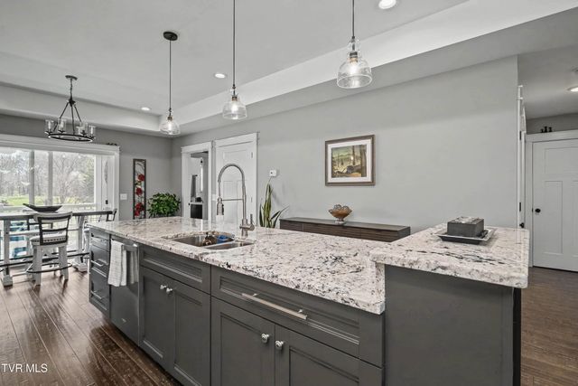 167 Ridgecrest Road, Jonesborough, TN 37659