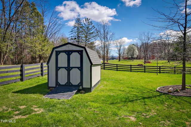 167 Ridgecrest Road, Jonesborough, TN 37659