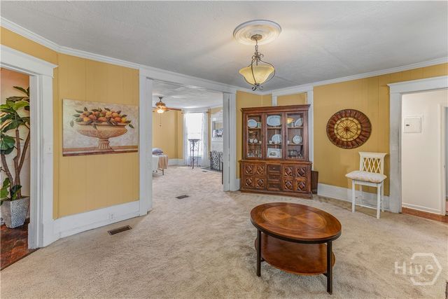 211 W 34th Street, Savannah, GA 31401