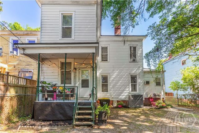 211 W 34th Street, Savannah, GA 31401