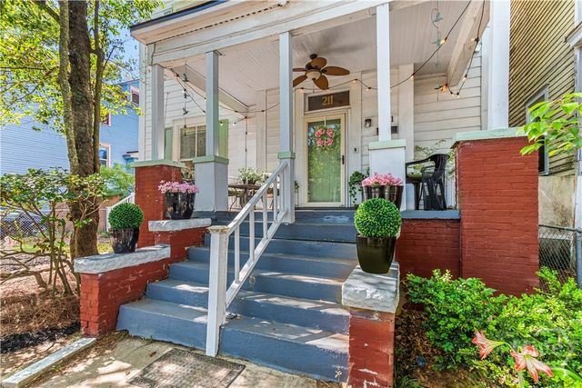211 W 34th Street, Savannah, GA 31401