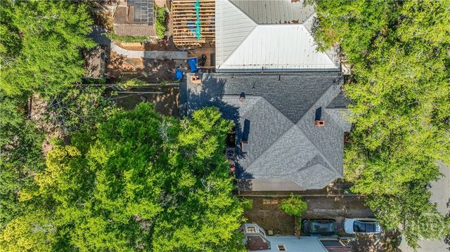 211 W 34th Street, Savannah, GA 31401