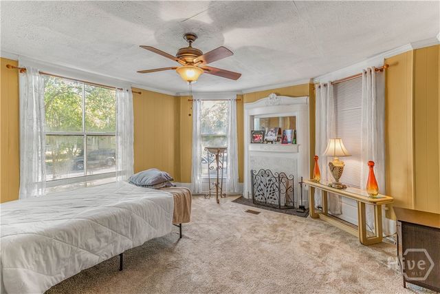211 W 34th Street, Savannah, GA 31401