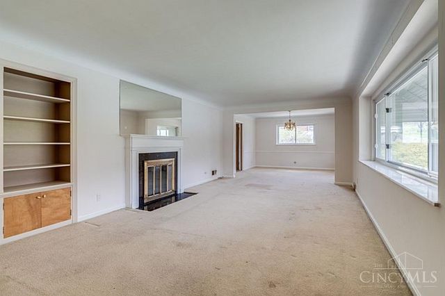 6955 Carroll Avenue, Sycamore Twp, OH 45236