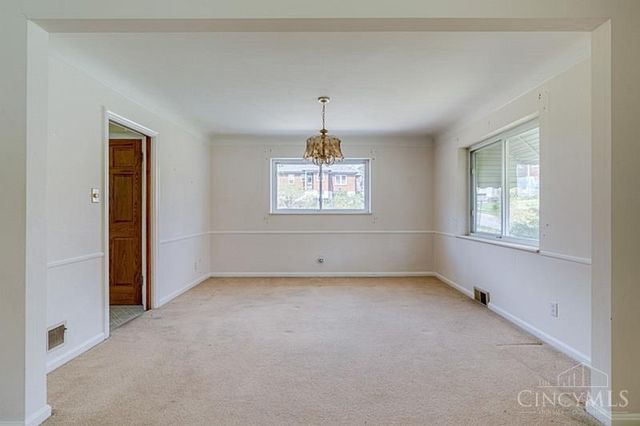 6955 Carroll Avenue, Sycamore Twp, OH 45236