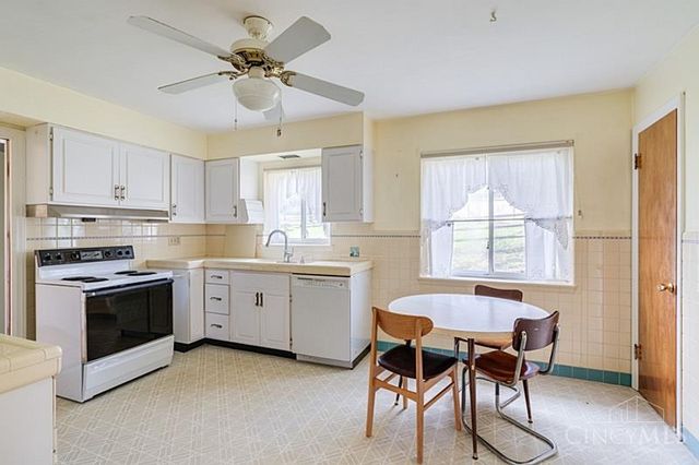 6955 Carroll Avenue, Sycamore Twp, OH 45236