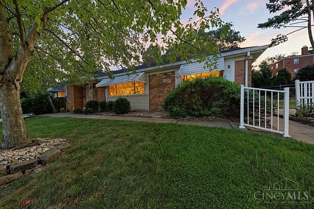 6955 Carroll Avenue, Sycamore Twp, OH 45236