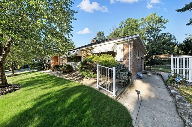 6955 Carroll Avenue, Sycamore Twp, OH 45236