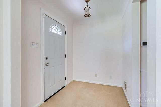 6955 Carroll Avenue, Sycamore Twp, OH 45236