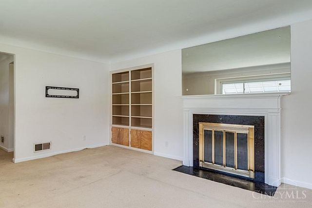 6955 Carroll Avenue, Sycamore Twp, OH 45236