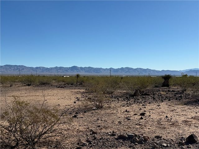 2.35ac Drake Road, Golden Valley, AZ 86413