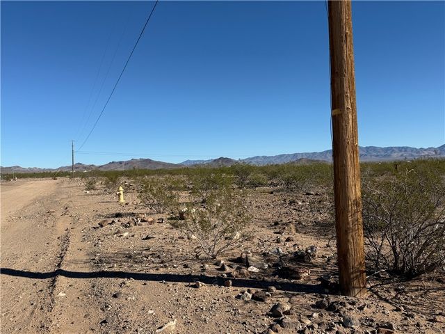 2.35ac Drake Road, Golden Valley, AZ 86413