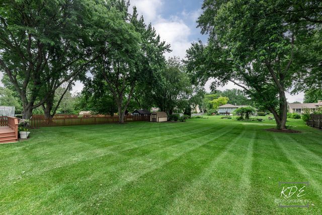 29W303 Hartman Drive, Naperville, IL 60564