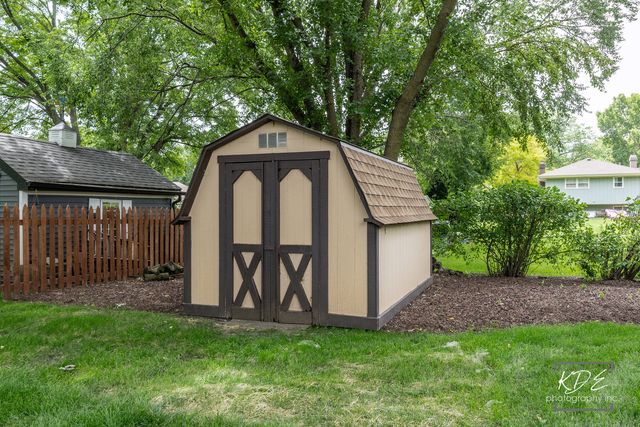 29W303 Hartman Drive, Naperville, IL 60564
