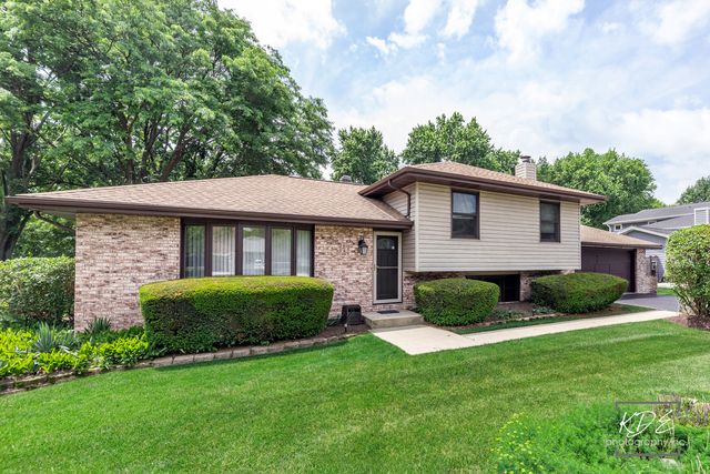 29W303 Hartman Drive, Naperville, IL 60564