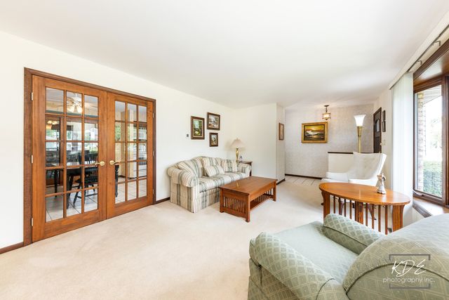 29W303 Hartman Drive, Naperville, IL 60564