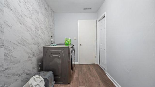 5301 Durango CT, Virginia Beach, VA 23464