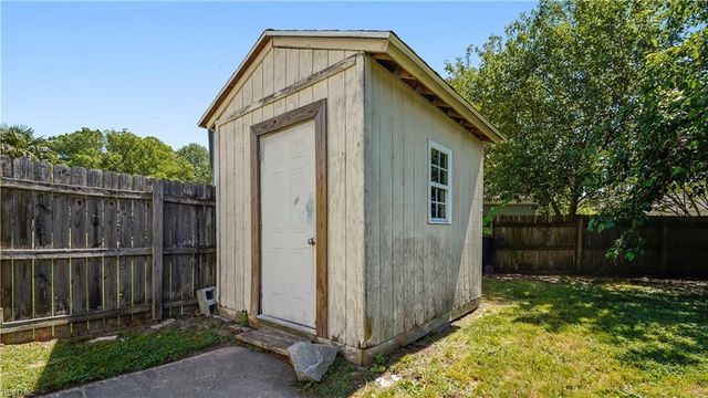 5301 Durango CT, Virginia Beach, VA 23464