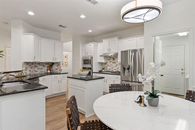 2950 LANTANA RIDGE DR, Austin, TX 78732