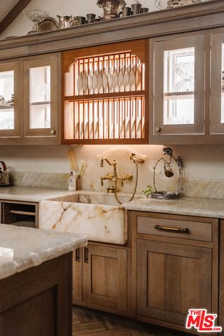 2116 3rd Street, Santa Monica, CA 90405