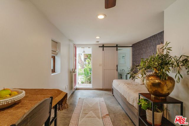 2116 3rd Street, Santa Monica, CA 90405